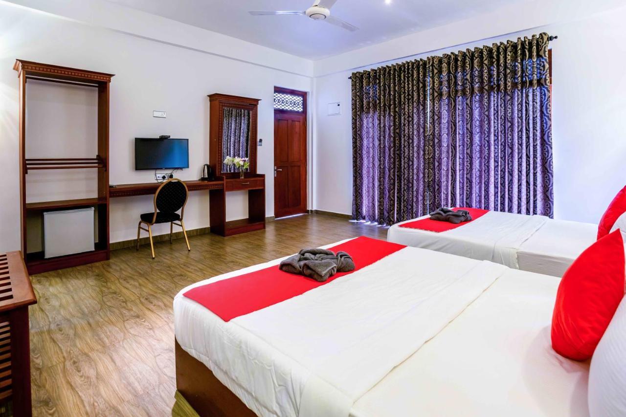 Polhena Grand Resort & Banquet Matara Extérieur photo